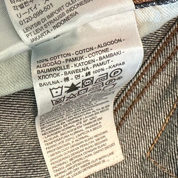 Men’s Levi’s 527 Slim Bootcut Dark Wash Jeans, 32W x 29L - Picture 12 of 12